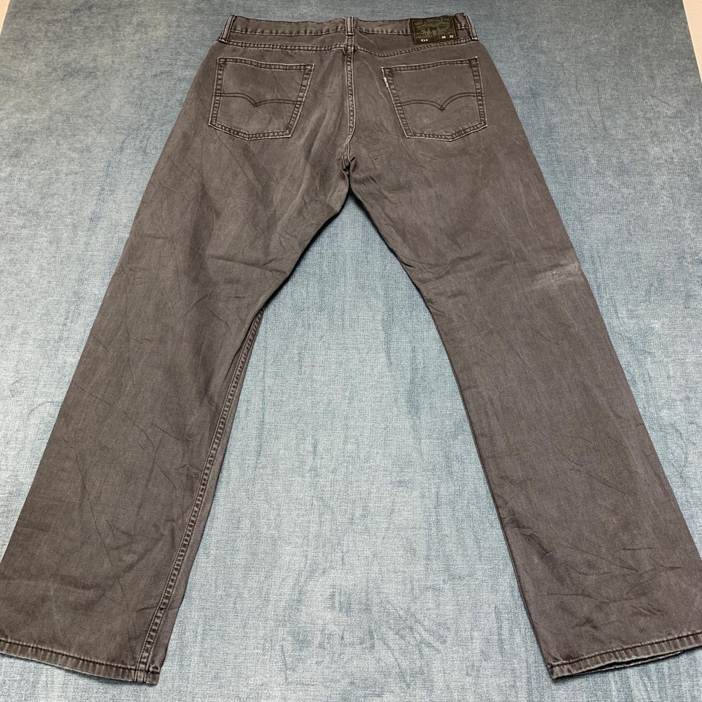 Vintage Levi's 514 Jeans Mens 36x32 Gray Denim Light Wash Everyday Wear Straight